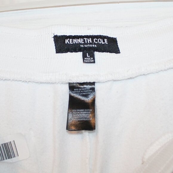 Kenneth Cole New York White Cutoff Sweat Shorts Size Large - Picture 3 of 3